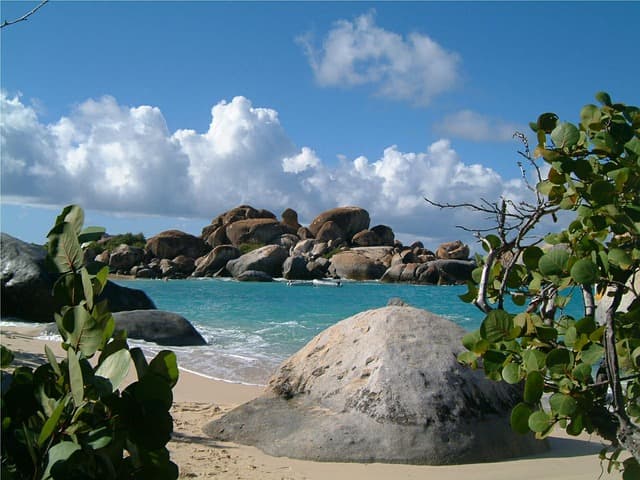 **10 Smart Ways to Save Money in the Virgin Islands**